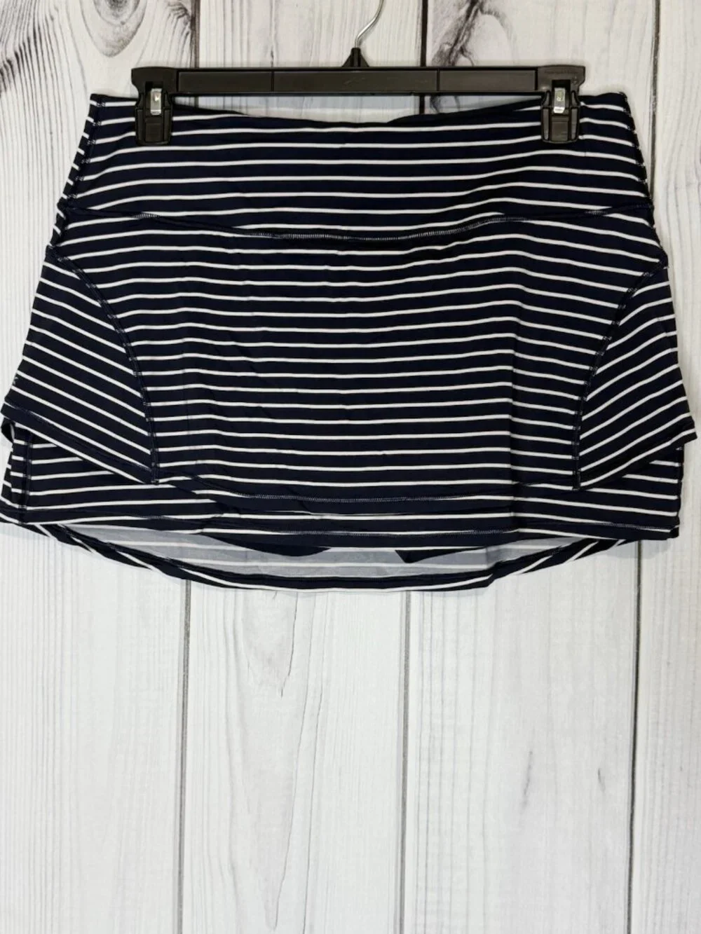 Athleta Stripe Stealth TruCool Skirt Skort Navy Blue White 210121 Size Large